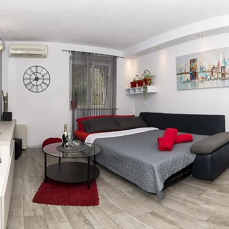 Πανσιόν Guesthause Antonio